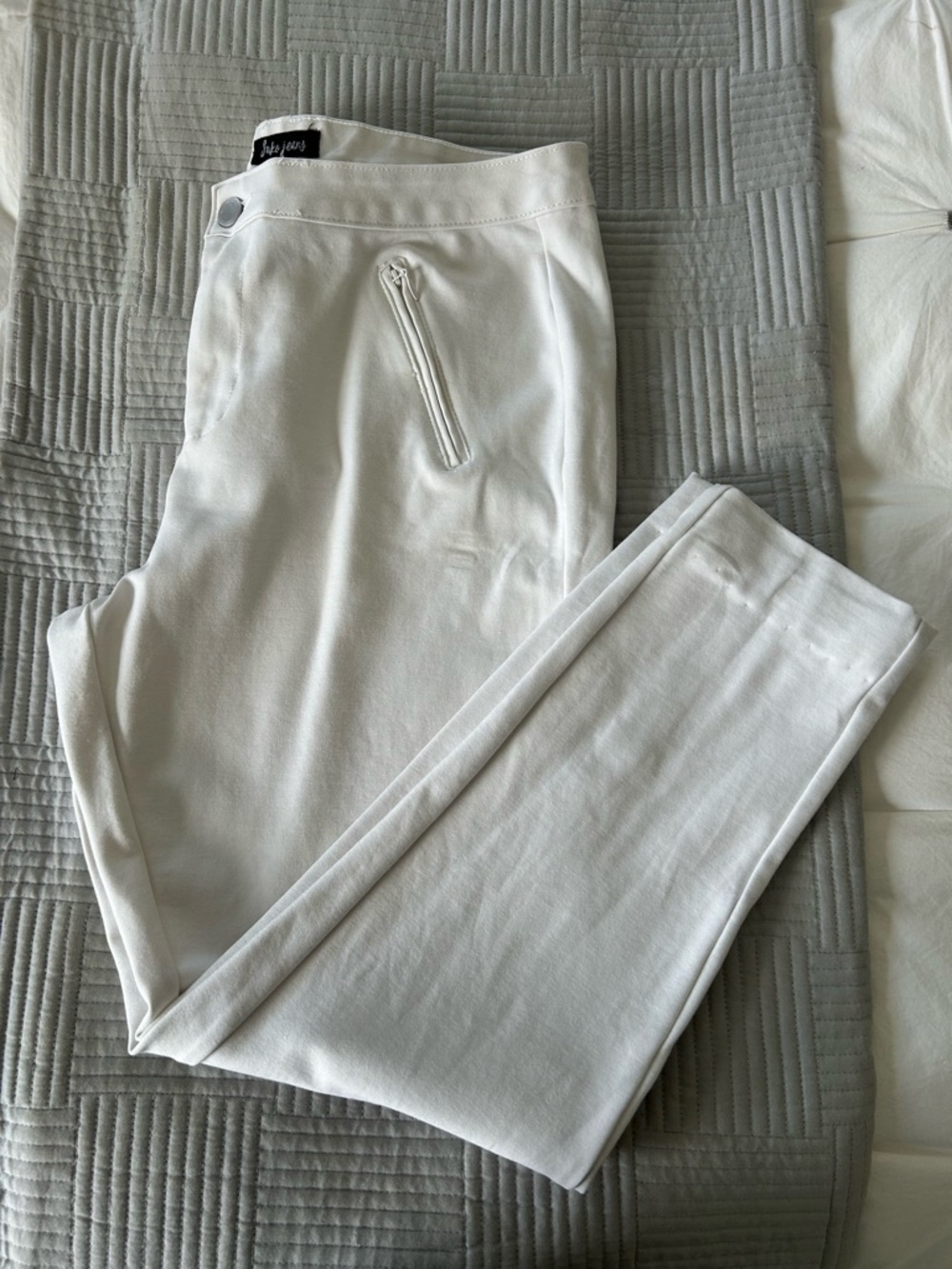 Slim-Fit White Skinny Pants